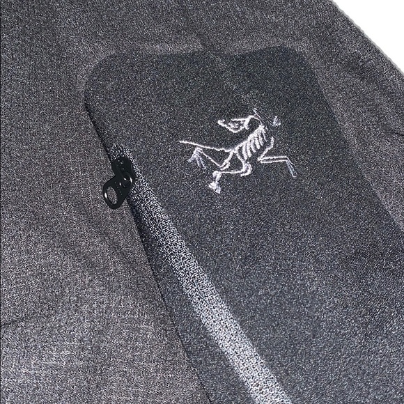 Arc'teryx Delta LT Jacket Men's (Black) - Picture 2 of 9